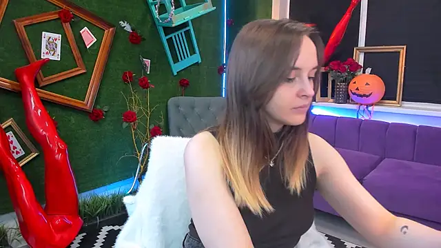 IreneBailey online show from 30, 10, 2025