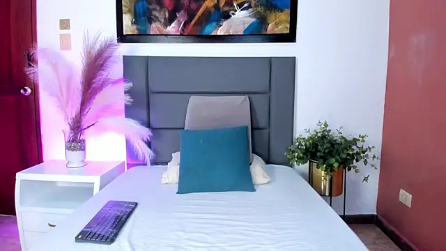 HannaaWells online show from 20, 2, 2026