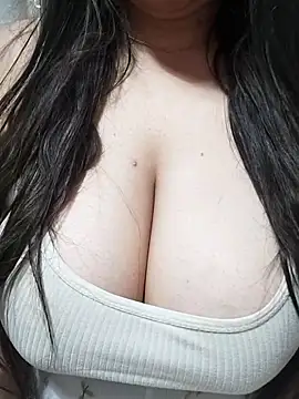 Snapshot of bodysexya chatting on 9, 6, 2026 bodysexya online show from 9, 6, 2026