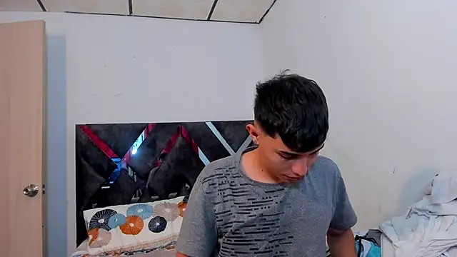 Snapshot of MollyandFher chatting on 10, 11, 2025 MollyandFher online show from 10, 11, 2025