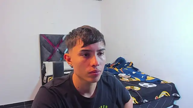 Snapshot of MollyandFher chatting on 13, 11, 2025 MollyandFher online show from 13, 11, 2025