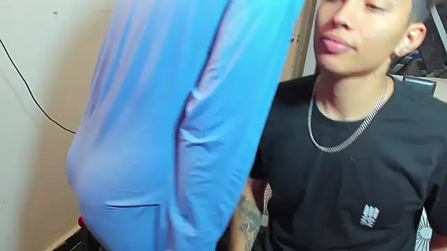 Snapshot of MollyandFher chatting on 21, 11, 2025 MollyandFher online show from 21, 11, 2025