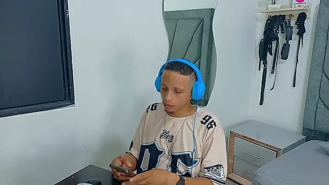 DamianandEva online show from 3, 6, 2026