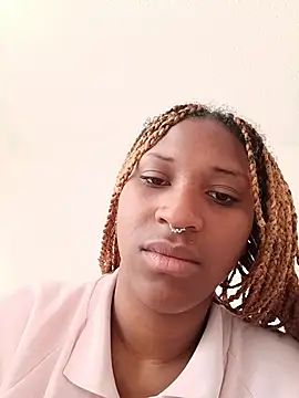 Snapshot of EvonyFoxxx chatting on 21, 6, 2026 EvonyFoxxx online show from 21, 6, 2026