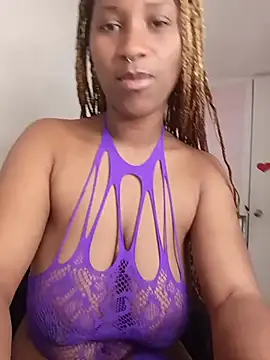 Snapshot of EvonyFoxxx chatting on 29, 7, 2026 EvonyFoxxx online show from 29, 7, 2026