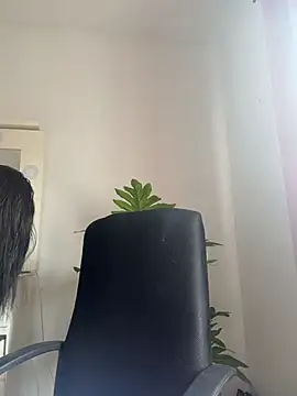 Snapshot of BabyLauritaa chatting on 4, 7, 2026 BabyLauritaa online show from 4, 7, 2026