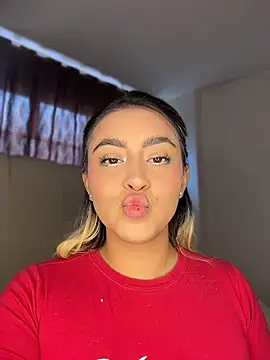 Elina Hills online show from 16, 4, 2026