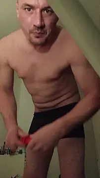 Snapshot of xXIndercentXx chatting on 8, 11, 2025 xXIndercentXx online show from 8, 11, 2025