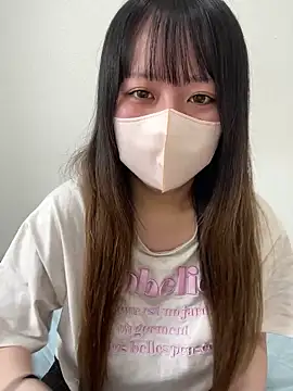 Snapshot of emiri_da_nyan chatting on 6, 5, 2026 emiri da nyan online show from 6, 5, 2026
