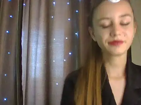 MyLittle Flame online show from 4, 5, 2026