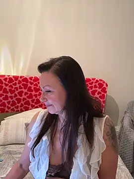 Snapshot of HotLdyllic chatting on 8, 2, 2026 HotLdyllic online show from 8, 2, 2026