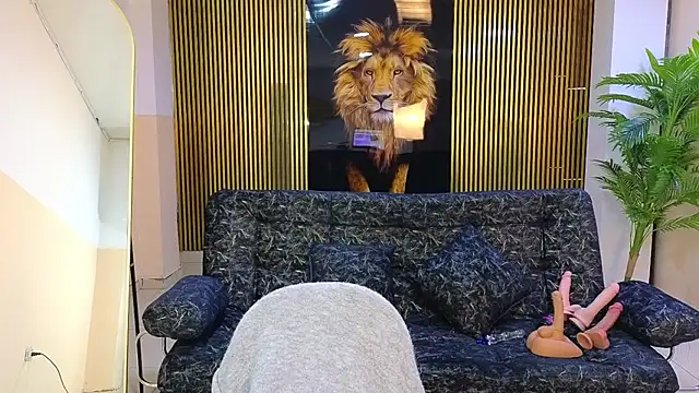 malen fitnessmilf online show from 28, 2, 2026