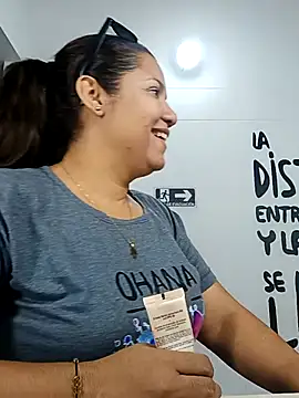 Samaraa Lee online show from 26, 11, 2025