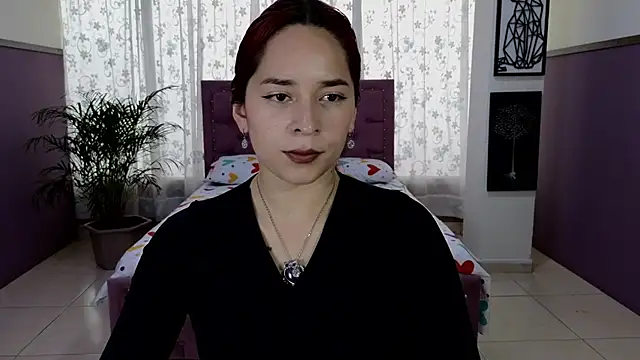 Snapshot of alaia_skater chatting on 1, 12, 2025 alaia skater online show from 1, 12, 2025