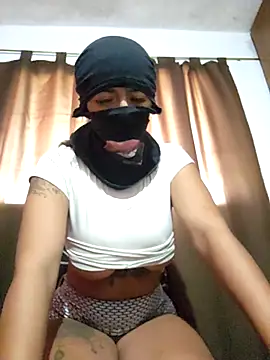 Snapshot of Zulema_cba chatting on 20, 11, 2025 Zulema cba online show from 20, 11, 2025