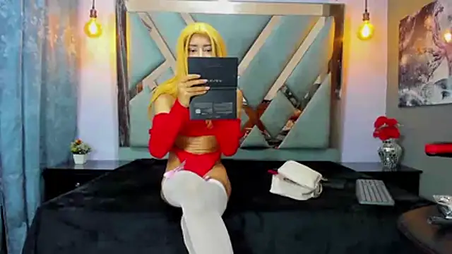 RegannTaylor online show from 2, 12, 2025