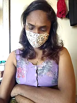 Queen-dhivya online show from 6, 3, 2026