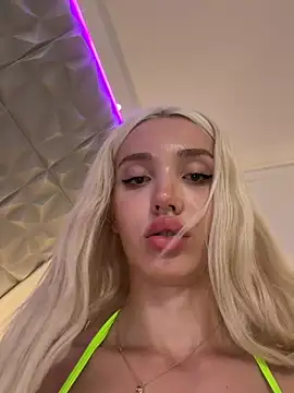 Snapshot of Lana-Grey chatting on 27, 6, 2026 Lana-Grey online show from 27, 6, 2026