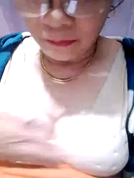 small-house123 online show from 16, 12, 2025