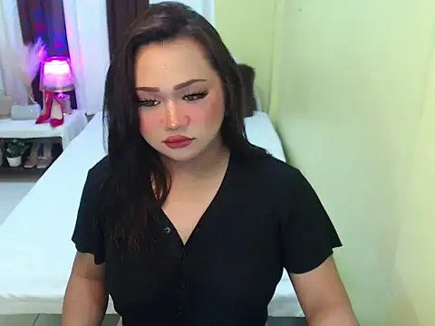 XxgiganticoliviacummerxX online show from 17, 12, 2025