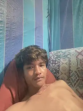 Robiwahyudi12345 online show from 12, 11, 2025