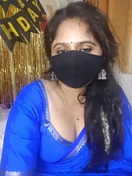 Snapshot of mouni499 chatting on 14, 6, 2026 mouni499 online show from 14, 6, 2026