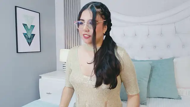 ScarlettPetrova online show from 25, 3, 2026