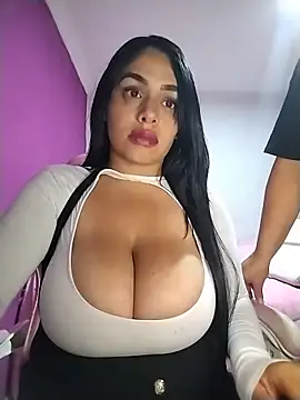 Snapshot of AngelsCouple- chatting on 31, 5, 2026 AngelsCouple- online show from 31, 5, 2026