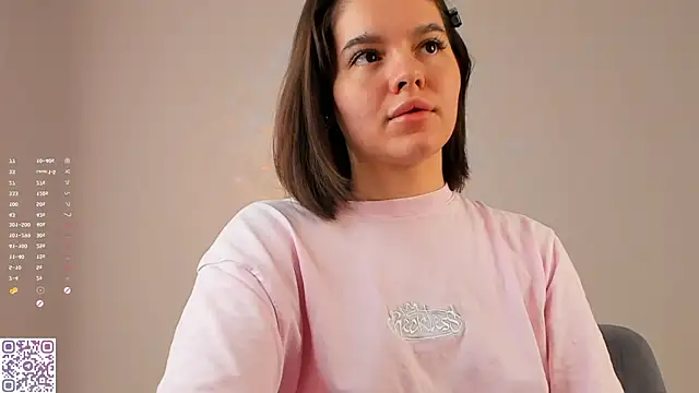 Snapshot of Xo_Laura chatting on 2, 5, 2026 Xo Laura online show from 2, 5, 2026