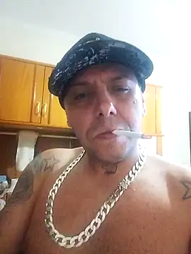 013boyy online show from 12, 4, 2026