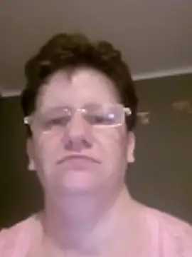 Iwona1989 online show from 8, 11, 2025