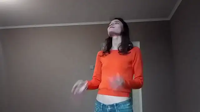 Snapshot of MartiCarolina chatting on 9, 11, 2025 MartiCarolina online show from 9, 11, 2025