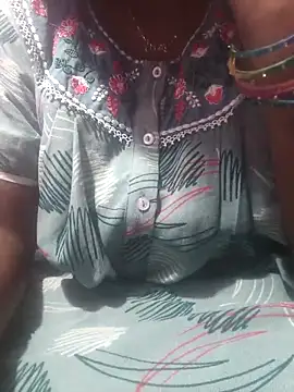 hyd couple7878 online show from 19, 4, 2026