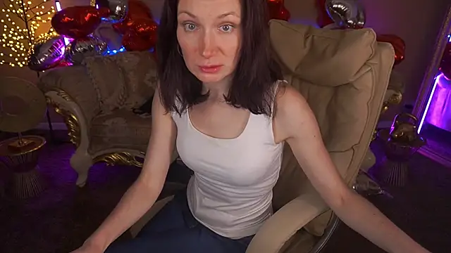 AmiraGoldd online show from 16, 2, 2026