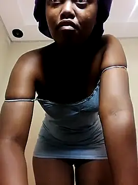 SweetSavage18 online show from 1, 12, 2025