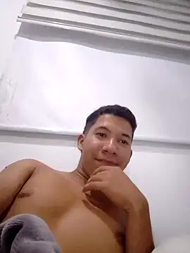 Snapshot of Angelocanela chatting on 3, 11, 2025 Angelocanela online show from 3, 11, 2025