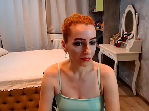 AnneDevrim online show from 18, 11, 2025