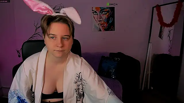 Snapshot of baby_hotte chatting on 14, 11, 2025 baby hotte online show from 14, 11, 2025