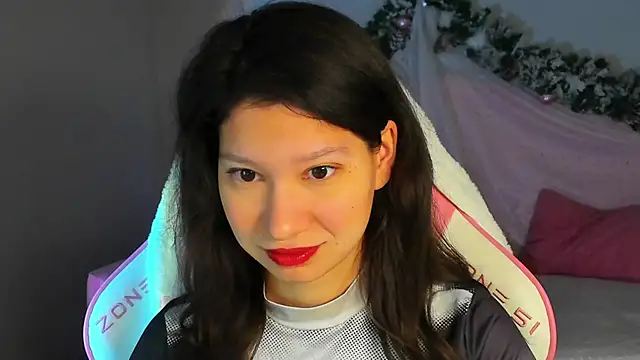 SaraDenars online show from 14, 12, 2025