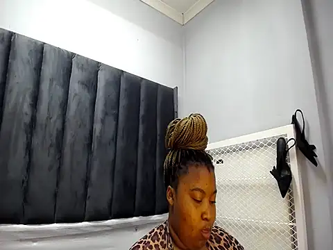 BigAssBBW24 online show from 10, 1, 2026