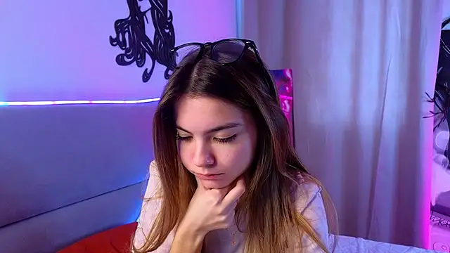 MargieDavidson online show from 23, 2, 2026