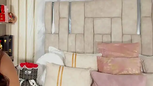 emilyoliver online show from 15, 6, 2026