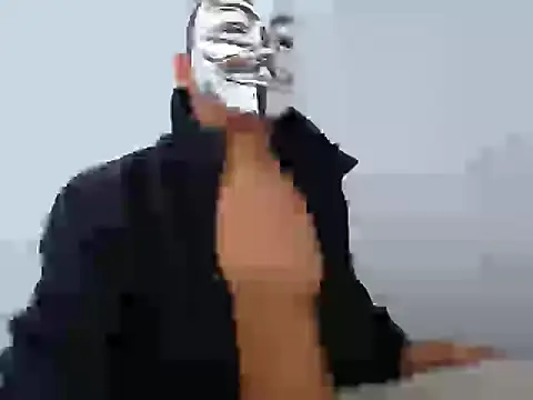 Snapshot of luminos- chatting on 6, 11, 2025 luminos- online show from 6, 11, 2025