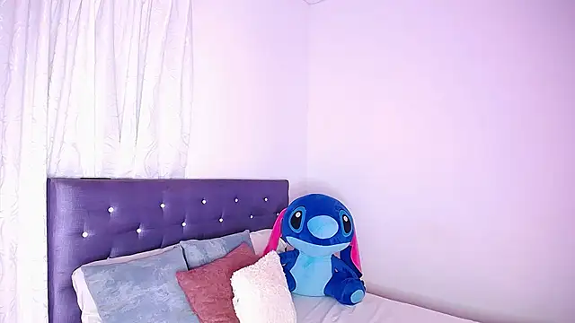 BryanaSmiths online show from 17, 11, 2025