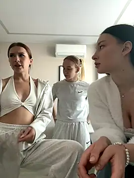 MelissaPinkiss online show from 21, 11, 2025