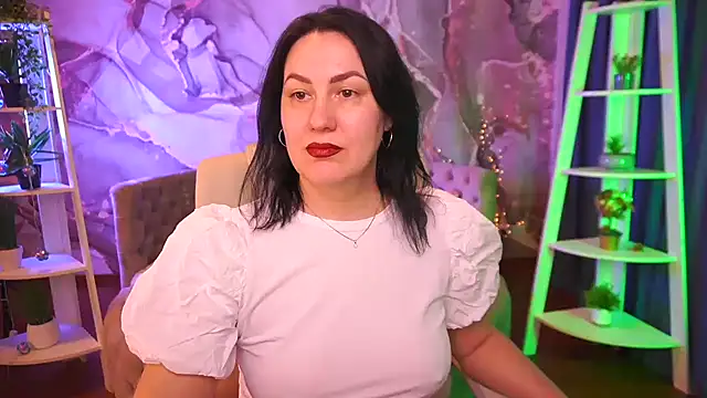 VelvetLuck online show from 4, 3, 2026