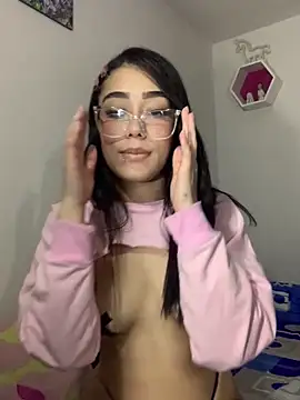 Snapshot of khoral2 chatting on 4, 11, 2025 khoral2 online show from 4, 11, 2025