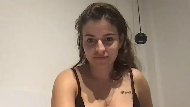 Snapshot of pia_couple chatting on 5, 11, 2025 pia couple online show from 5, 11, 2025