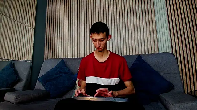 ZyroNight online show from 13, 1, 2026