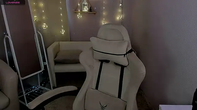 Snapshot of Hanako_Rey chatting on 25, 2, 2026 Hanako Rey online show from 25, 2, 2026